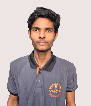 Bahadur Kumar – Hydraulic Press operator of Yukta Graphics