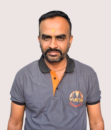 Gopal Vidhate –  Quality Supervisior of Yukta Graphics